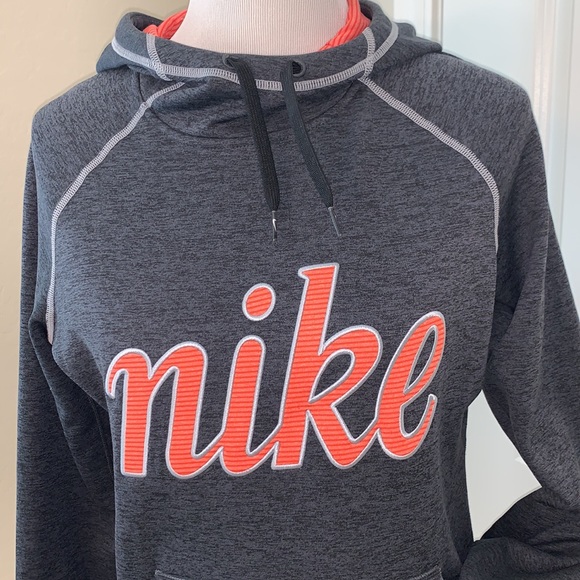 NIKE BRAND NEW SIZE SMALL THERMAL FIT FLEECE LINED HOODIE - Picture 4 of 10